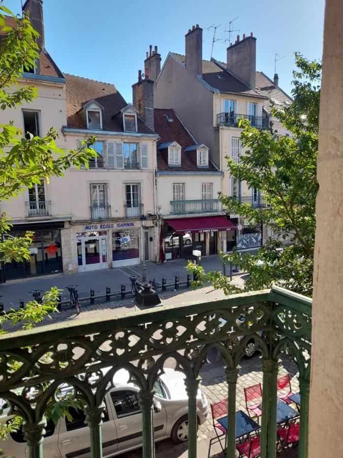 Emplacement Ideal : Studio Au Coeur De Dijon Disponible En Location Apartamento Exterior foto