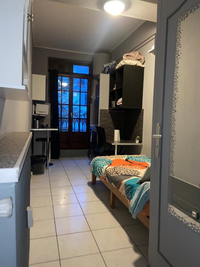 Emplacement Ideal : Studio Au Coeur De Dijon Disponible En Location Apartamento Exterior foto