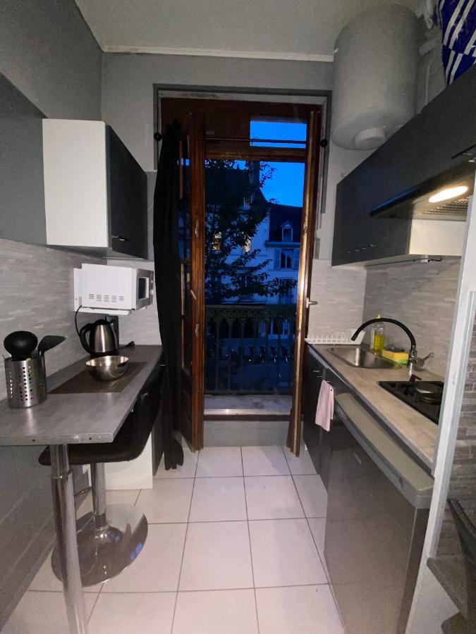Emplacement Ideal : Studio Au Coeur De Dijon Disponible En Location Apartamento Exterior foto